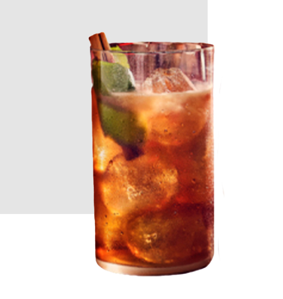 coctel black hot vaso